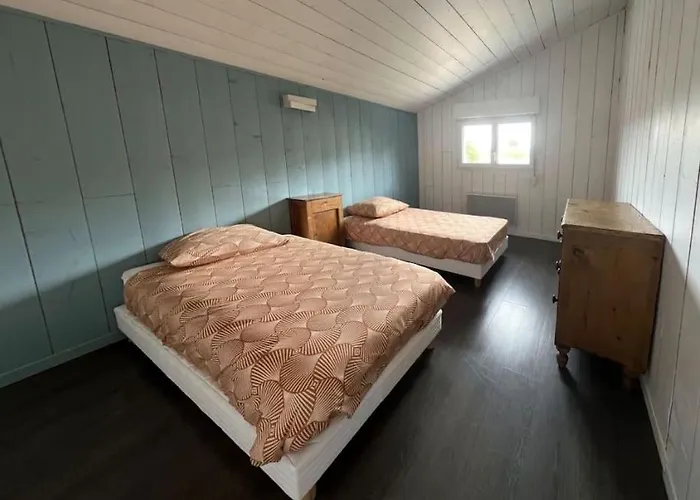 Hébergement de vacances Avec Piscine Proche Du